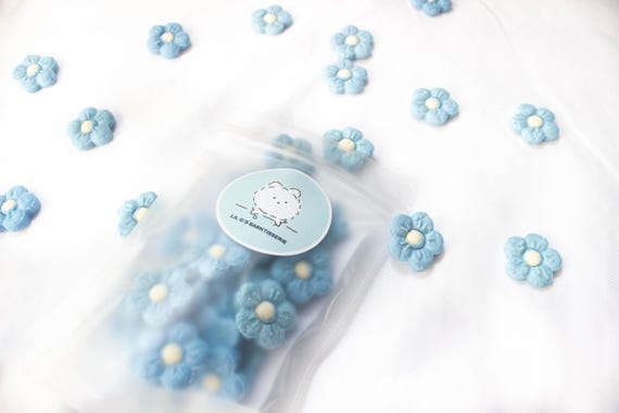 Blue Spirulina Goat Milk Bites, Dog and Cat Training Treats
