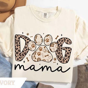 Comfort Colors® Dog Mama Shirt, Dog Paw Shirt, Dog Mom Shirt, Leopard Dog Mama Shirt, Dog Lover Gift, Gift for Dog Mom, Animal Lover Shirt bild 3