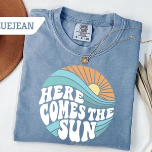 Comfort Colors® Here Comes The Sun T-Shirt, Sunset T-Shirt, Ocean Waves T-Shirt, Summer T-Shirt, Summer Beach Shirt, Boho Summer Shirt
