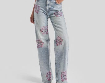 Embroidered Rose High Waist Straight Leg Jeans – Light Wash Boho Denim Pants
