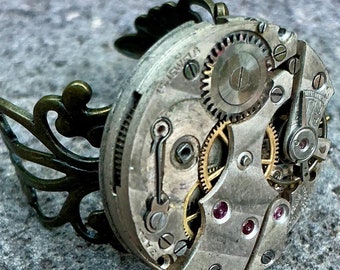 Vintage Steampunk Ring: Adjustable Watch Parts, Unisex Band