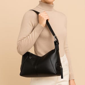 Soft leather baguette bag White shoulder bag Silver purse Underarm bag Stylish bag Aesthetic tote Minimalist shoulder handbag
