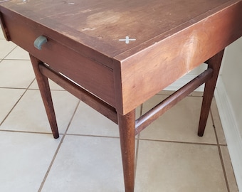 Merton Gershun for American of Martinsville Mid Century X Inlaid Walnut Lamp Table