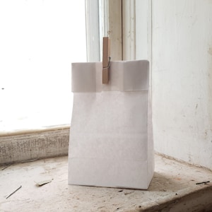 Lot de 10 - sacs style déjeuner blancs enduits de cire - 5 1/4 x 9 1/8 x 2 3/4 pouces - sacs pour cadeaux de mariage, sacs à friandises, sacs de pique-nique, mariage rustique