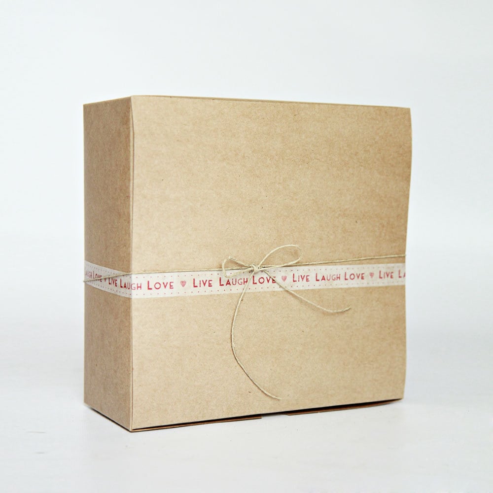 8 x 8 x 3.5 inch Kraft Gift Boxes- 1 Sample Box  (20.32 x 20.32 x 8.89 cm)  || Bakery Box, Party Food Box, Rustic Weddings, Birthday Box
