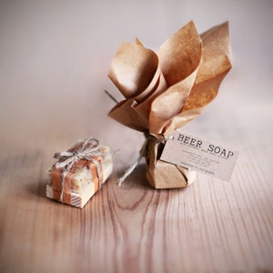 Mini BEER Soap  FAVORS w/ wooden soap dish Gift Set -  Set of 6-  Rustic Wedding favors,  personalized gift, stocking stuffer, man gift