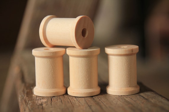 Natural Wooden Spools - Craft Supplies, Winding Thread - Set of 20