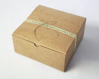 Set of 100 - 9 x 9 x 5.5 inch Kraft Gift Boxes -  Great Cake or Bakery box