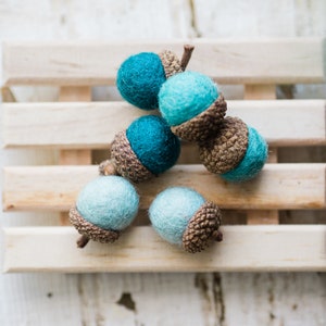 Set of 6 SHADES OF TEAL Wool Felted Acorns- use for beautiful wedding decor, home accessories and Christmas ornaments