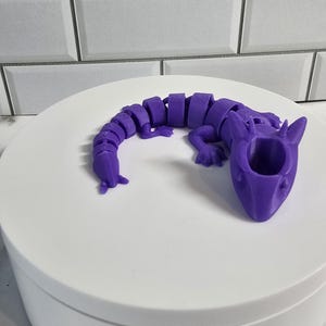Small Dragon Straw Topper