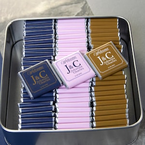 50 Gold Chocolate Favors, Wedding Favors For Guests, Engagement Chocolate, Wedding Favors, Customized Chocolate, Party Favors