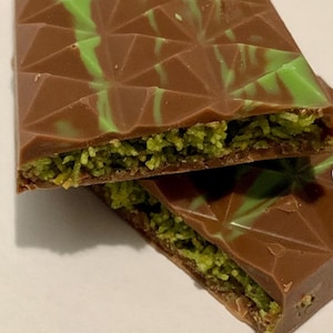 Chocolate Pistachio Kanafah Bar/Dubai Chocolate