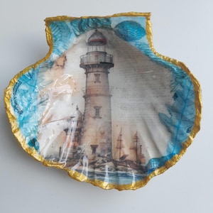 Decorative golden scallop shell, marine decoration, lighthouse, jewelry dish, friend gift