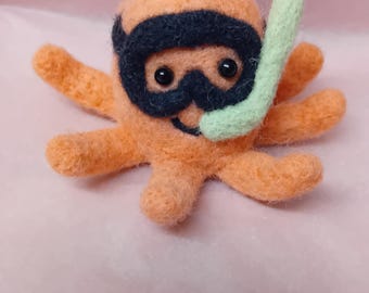 ニードルフェルトのタコ 9 x 5 cm
