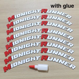 Calcomanías con letras para neumáticos de coche MIDNIGHT RUNNER, pegatinas de PVC 3D impermeables, juego para cuatro neumáticos, regalo perfecto para entusiastas de los coches, regalo para él.