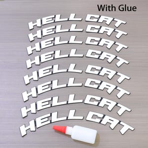 Calcomanías para llantas con letras HELLCAT: pegatinas impermeables de PVC para neumáticos, calcomanías universales para llantas de coche para entusiastas de los coches.