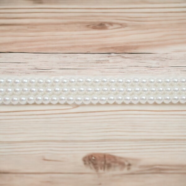 White Glass Pearls 4mm  /  16 inch strand Grade AAA 4mm Glass Pearls