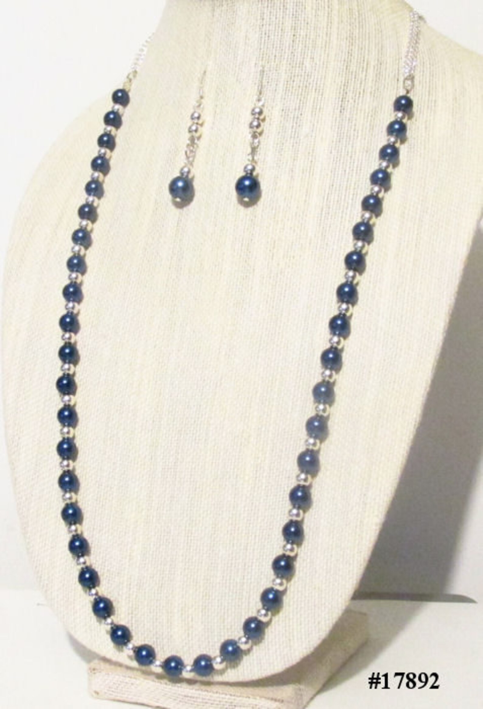 Navy pearl necklace Clearance