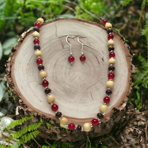 Red Crackle Glass & Wood Bead Necklace with Earrings
