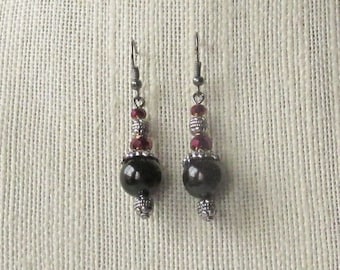 Black Glass Pearl Vintage Style Earrings