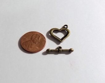 17x19mm Antique Bronze Heart Toggle Clasps 20 sets