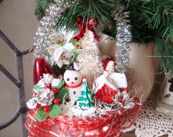 assemblage de Noël vintage, ornement de Noël, ornement de bonhomme de neige, Noël kitsch, décor de Noël nostalgique, cône de neige, milieu du siècle