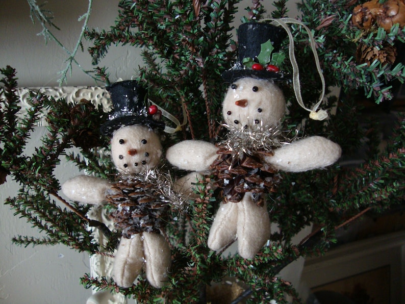 Christmas table decor snowman home decor old world Christmas centerpiece Vintage snowman Paper mache Snowman figurine Cottage Chic