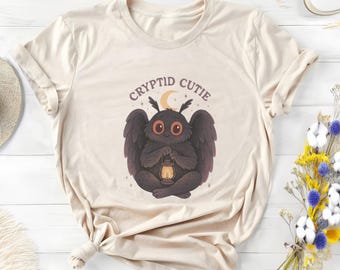 Cryptid Mothman Shirt Weirdcore Funny Cryptid Gift Cryptozoology Tee Cute Urban Legend Lovers Paranormal Enthusiasts West Virginia T-shirt