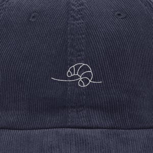 Embroidered Croissant Corduroy Cap, Bread Lover Gift afbeelding 1