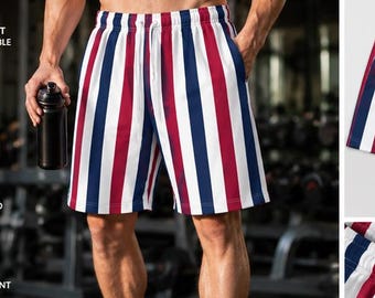 Calções desportivos masculinos com riscas verticais vermelhas, brancas e azuis para o 4 de julho, nos EUA.