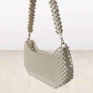 Handmade Pearl Beaded Bag: Vintage-Inspired Bridal Purse