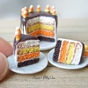 Miniature Candy Corn Cake - Dollshouse Miniature Food - Halloween Item for Doll House 1:12 Scale - Made in the UK