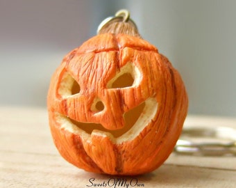 Pumpkin Jack-O'-Lantern (2.5cm in size) - Necklace/Charm/Keychain - Halloween Accessory - Food Keychain - Food Jewellery - Made in the UK