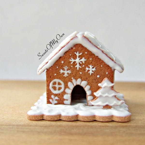 Miniature White Icing Style 2 Gingerbread House- Dolls House Miniature Food - Bakery Item for Doll House 1:12 Scale - MTO