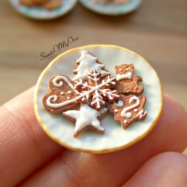 Plate of Miniature Biscuits - Gingerbread Mixed Designs - Miniature Food - Bakery Item for Doll House 1:12 Scale - MTO