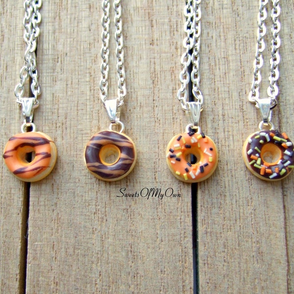 Charm donut d'Halloween (petit) - Collier/Charm - Collier nourriture - Fait main au Royaume-Uni avec de la pâte polymère