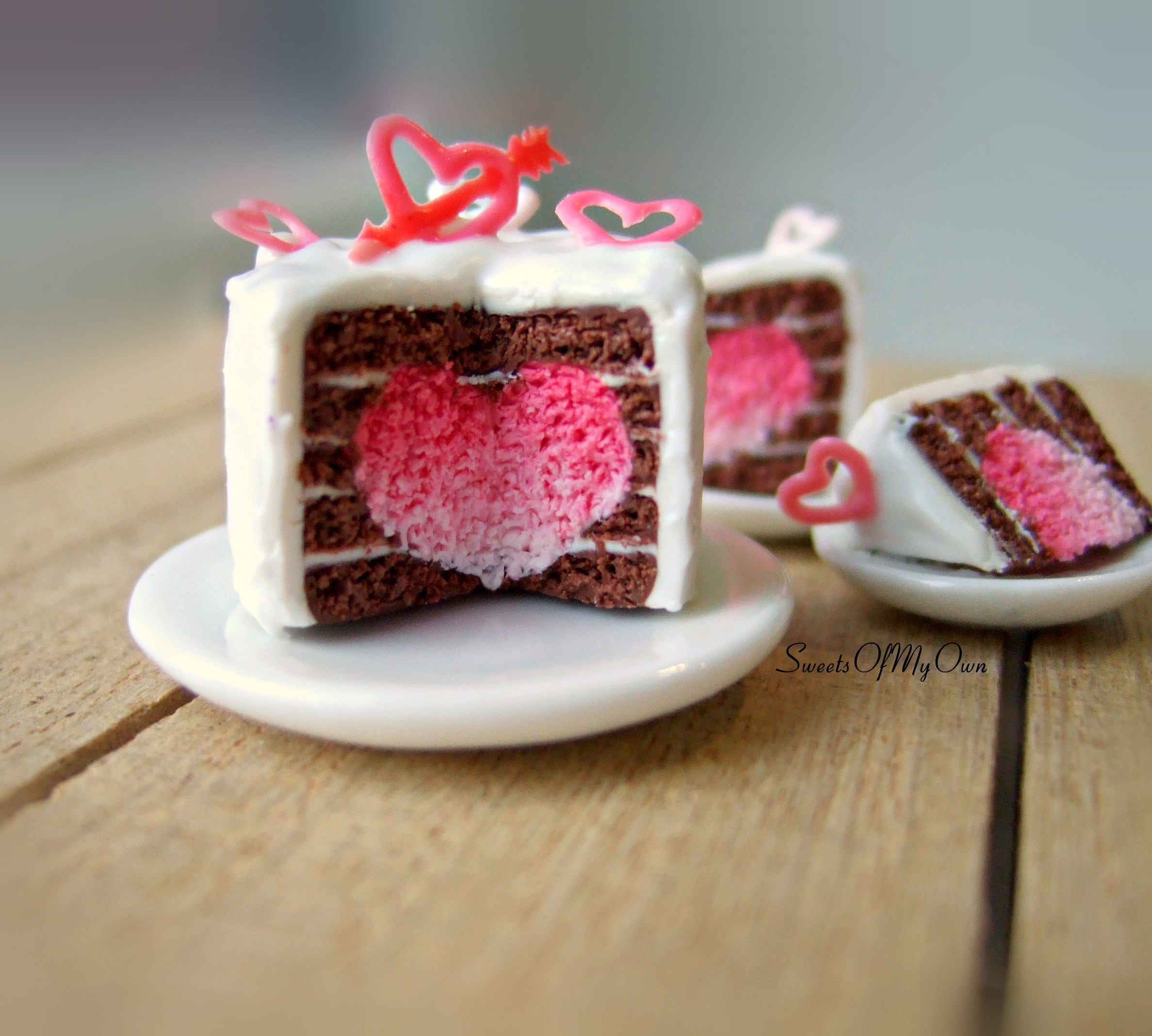4 Chocolate Ball Cake with A Slice Cut Dollhouse Miniatures Food Bakery