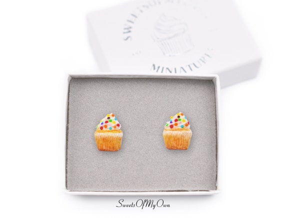 Verbaasd Bedoel bedenken Buy Vanilla Cupcakes Stud Earrings Cupcake Jewellery Online in India - Etsy