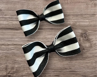 Striped Bow Refrigerator Magnets, Strong Whiteboard Dorm Decor (Set of 2)