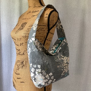 Medium Slouchy Purse with Zipper, Shoulder Purse, Hobo, Grey