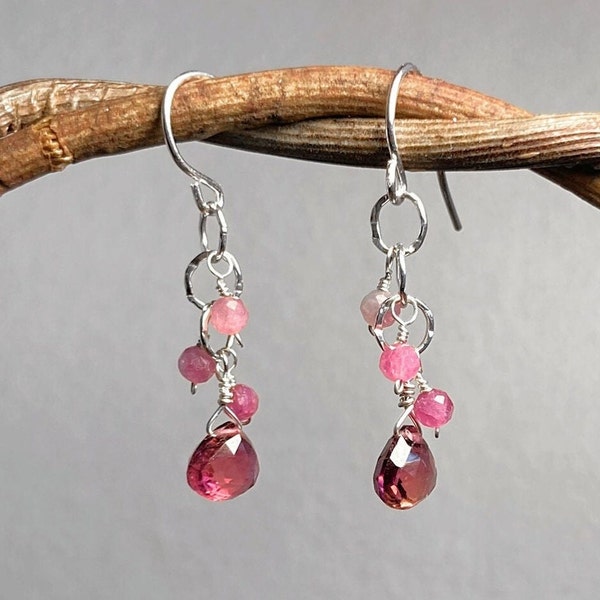 Pink Tourmaline Briolette Earrings, Ombre Beads Dangling from Hammered Silver Links, Small Briolette Drop Earrings, Minimalist Boho Jewelry