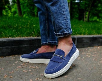 Mocasines de ante azul de lujo hechos a mano / Zapatos elegantes de cuero para hombre / Zapatos de vestir de diseñador con hebilla / Regalo para él