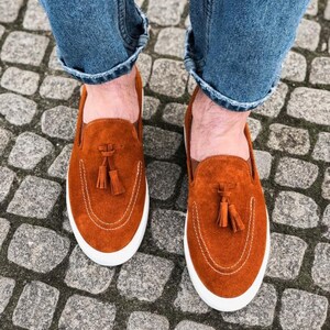 Luxorius Herrloafers i Mocka med Tofsar | Snygga Herrskor i Premium Läder | Eleganta Äkta Läderskor för Bröllop | Skor Present Fox suede