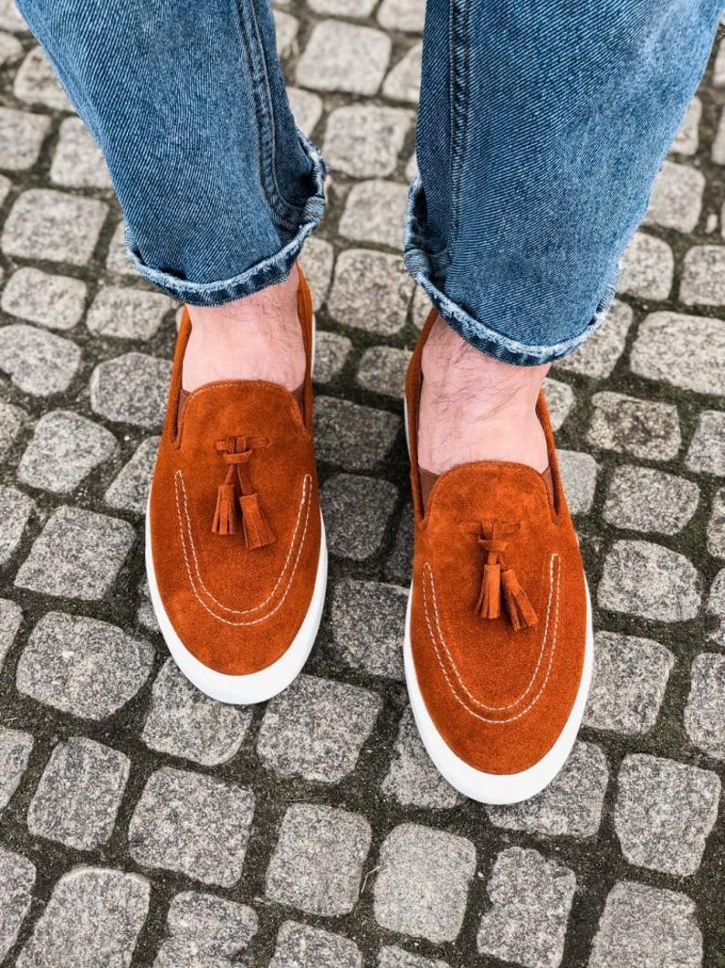 Luxorius Herrloafers i Mocka med Tofsar | Snygga Herrskor i Premium Läder | Eleganta Äkta Läderskor för Bröllop | Skor Present Fox suede