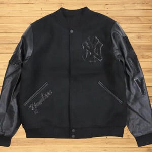 Handmade NY Yan-kees Varsity Jacket – Men’s Black Leather Sleeve Bomber Jacket, Retro Baseball Jacket, Vintage Athletic Jacket, Gift for Him