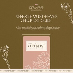 Könnte beinhalten: Ein digitaler Checklisten-Leitfaden für Fotografen mit dem Titel "Website Must-Haves Checklist Guide". Das Cover ist zartrosa mit weißen Blumenillustrationen. Der Hintergrund ist ein warmes Braun mit weißen Blumen- und Schmetterlingsakzenten. Der Leitfaden soll Fotografen helfen, eine professionelle Website zu erstellen.