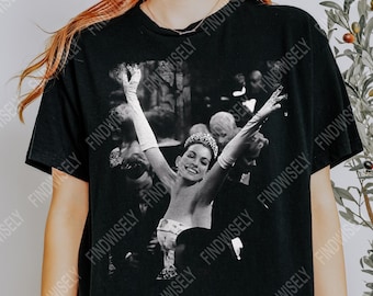 Retro 90s Anne Hathaway Shirt Genovia Princess Diaries T Shirt, Princess Dairies shirt, Disney Princess Shirt,Retro Disneyland Genovia Shirt