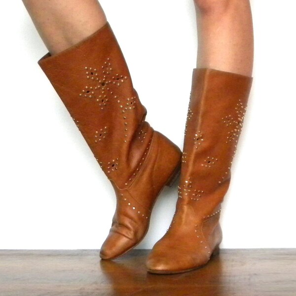 Vintage 70s Tan Leather Boots, Italian Pirate, Studded Flat Boots, 7.5 38