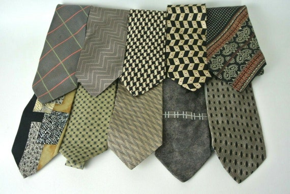 10 lot Men's Brown Dress Neck Ties Vintage Designe