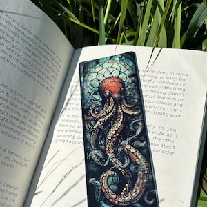 Kraken Octopus Bookmark – Handmade Mythical Sea Creature Bookmark, Fantasy Book Lover Gift, Ocean-Inspired, Nautical Themed Bookmark
